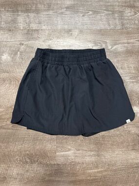 LIE Life Integrity Earth Black Athletic Skort Size Small